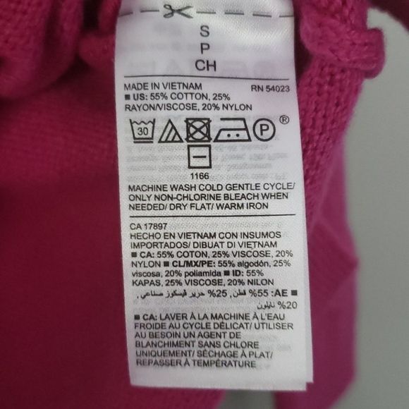 3 for $25 Old Navy Fuscia pink sweater small - Picture 3 of 6